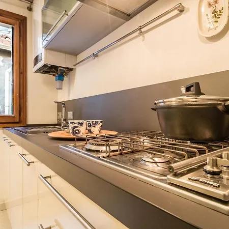 Appartamento San Polo 2140 In The Heart Of Venezia